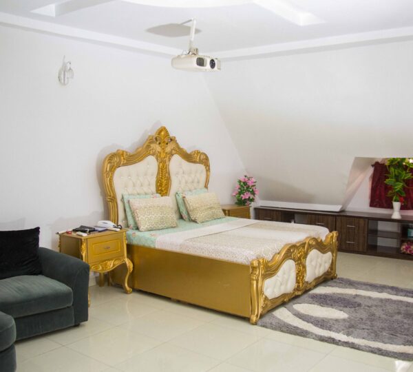 TAF HOUSE-56